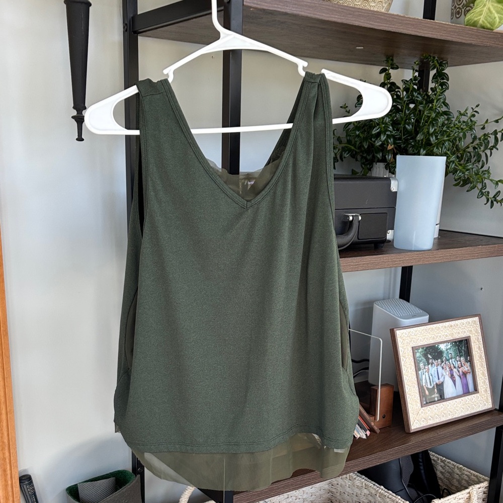 Zyia Olive Double V Mesh Tank